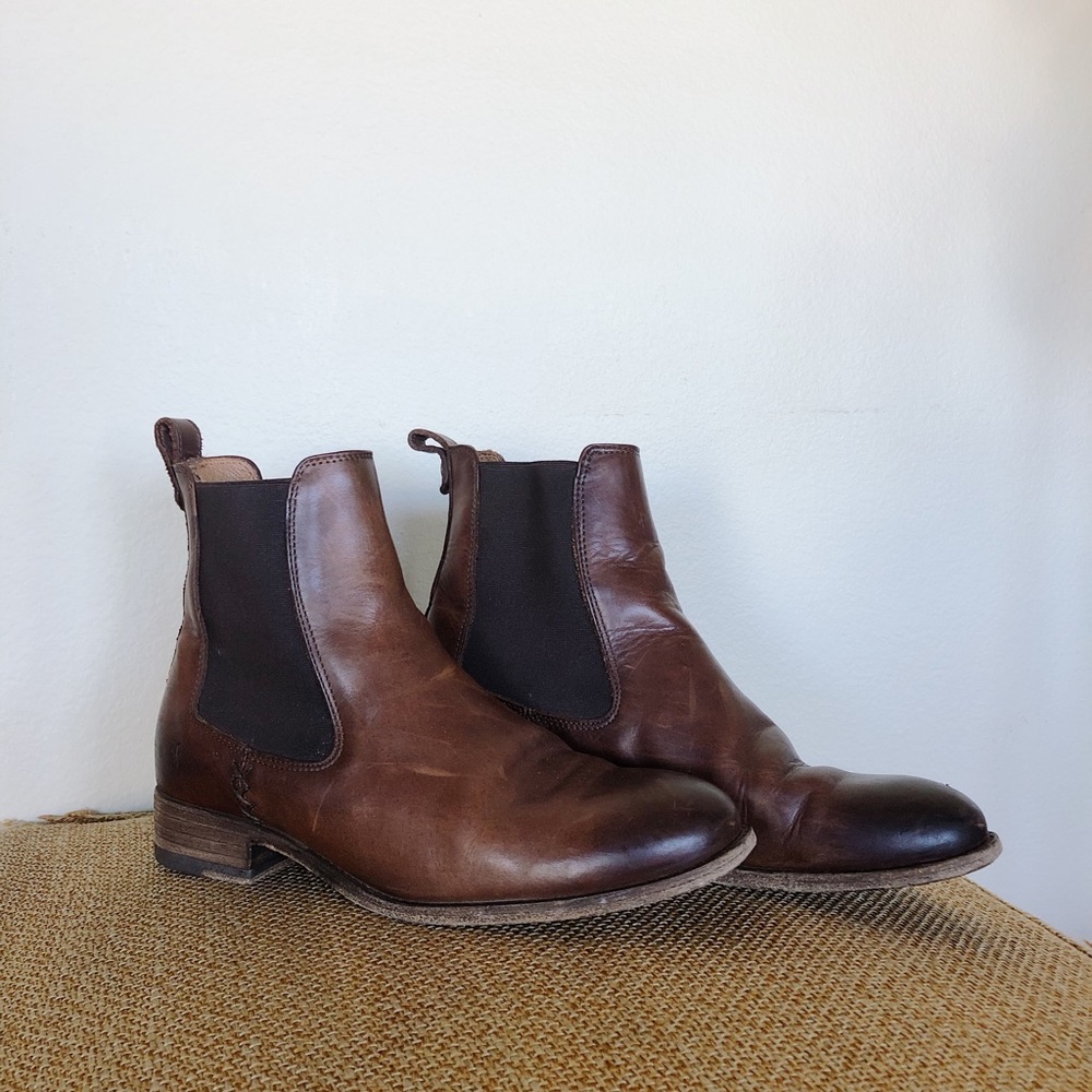 Frye Melissa Chelsea Ankle Boot Size 9